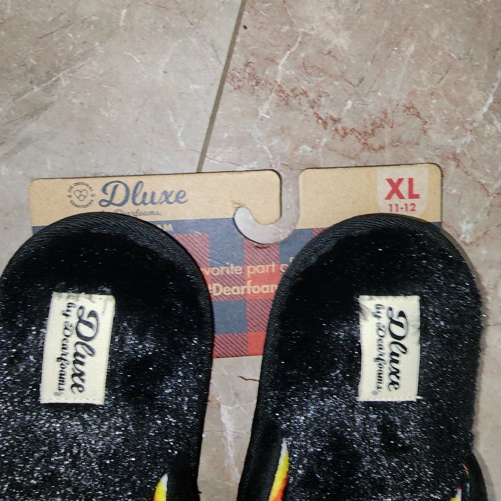 Womens Dluxe Dearform slippers skull 💀 NWT - Picture 3 of 3
